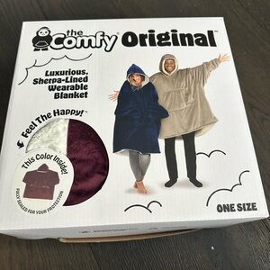 The Comfy Original Blanket Hoodie Burgundy Sherpa